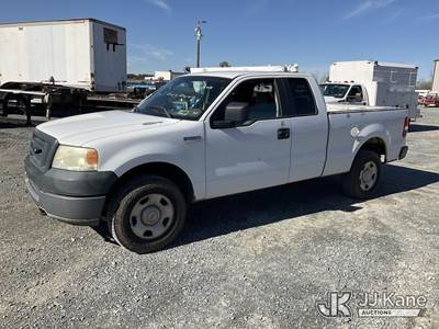 2005 Ford F150 4x4 Extended-Cab Pickup Truck