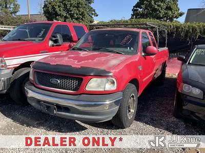 2000 Ford F-150 Extended-Cab Pickup Truck