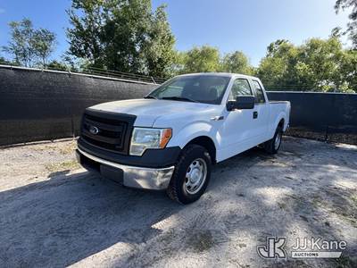 2013 Ford F-150 XL Extended-Cab Pickup Truck
