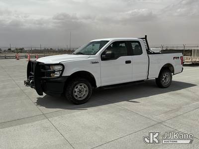 2016 Ford F-150 Extended-Cab Utility Truck