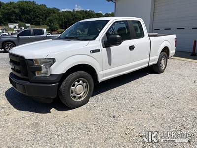 2016 Ford F150 Extended-Cab Pickup Truck
