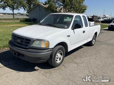 2002 Ford F-150 Extended-Cab Pickup Truck