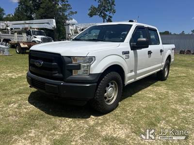 2017 Ford F150 4x4 Crew-Cab Pickup Truck