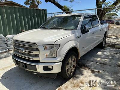 2017 Ford F150 4x4 Crew-Cab Pickup Truck