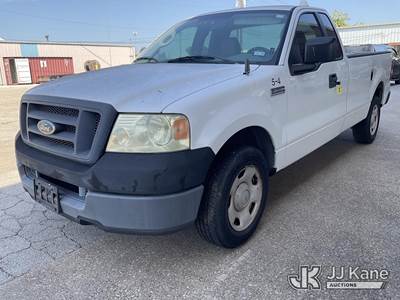 2005 Ford F-150 Extended-Cab Pickup Truck