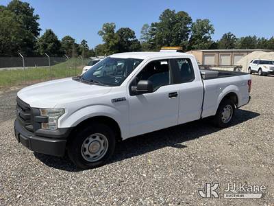 2015 Ford F150 Extended-Cab Pickup Truck