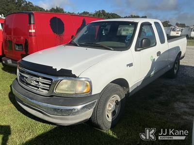 2003 Ford F150 Extended-Cab Pickup Truck