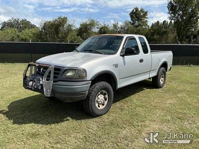 2002 Ford F-150 Extended-Cab Pickup Truck