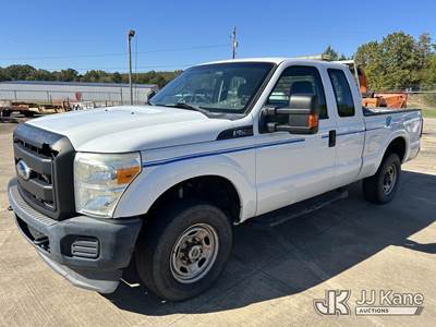 2015 Ford F-250 SD Extended-Cab Pickup Truck