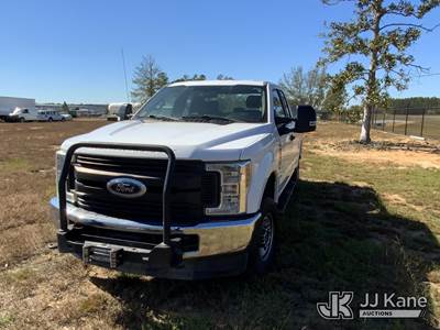2018 Ford F250 4x4 Extended-Cab Pickup Truck