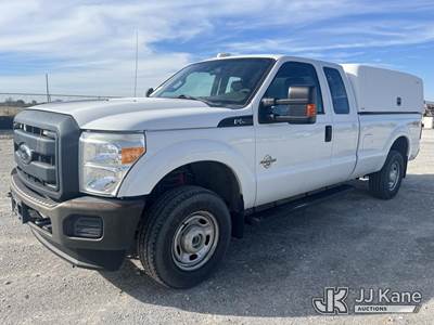 2015 Ford F-250 SD Extended-Cab Pickup Truck