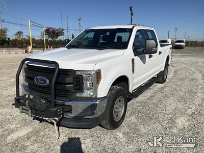 2018 Ford F250 4x4 Crew-Cab Pickup Truck
