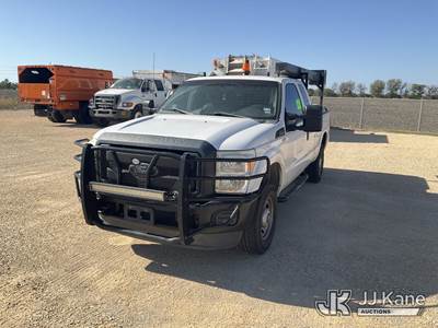 2016 Ford F-250 SD Extended-Cab Pickup Truck