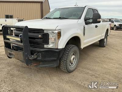 2019 Ford F-250 SD Extended-Cab Pickup Truck