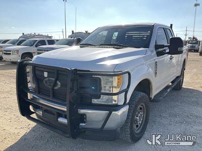 2017 Ford F-250 SD Extended-Cab Pickup Truck
