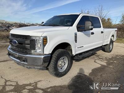 2018 Ford F-250 SD Crew-Cab Pickup Truck