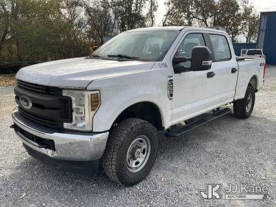 2018 Ford F250 4x4 Crew-Cab Pickup Truck