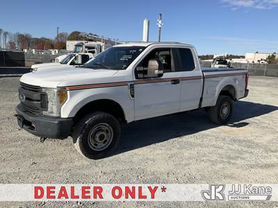2017 Ford F250 4x4 Extended-Cab Pickup Truck