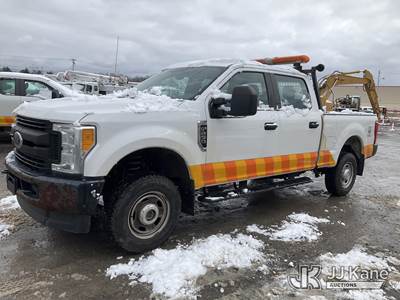 2017 Ford F250 4x4 Crew-Cab Pickup Truck