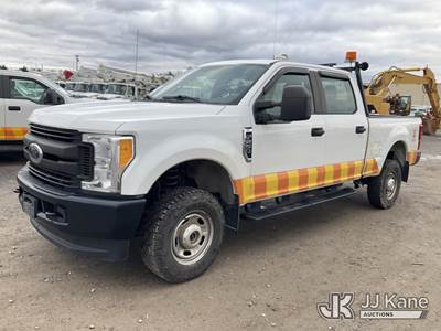 2017 Ford F250 4x4 Crew-Cab Pickup Truck