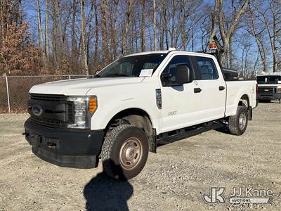 2017 Ford F-250 SD Crew-Cab Pickup Truck