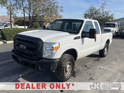 2016 Ford F-250 SD Extended-Cab Pickup Truck