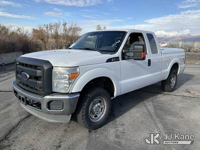 2013 Ford F250 4x4 Extended-Cab Pickup Truck