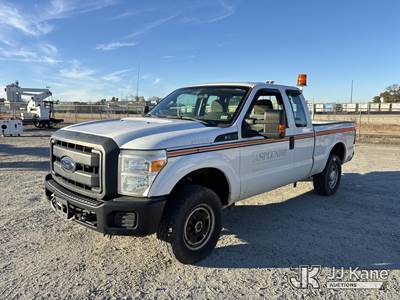 2015 Ford F-250 SD Extended-Cab Pickup Truck