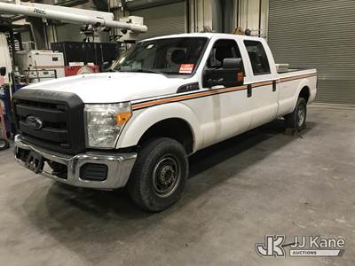 2014 Ford F250 4x4 Crew-Cab Pickup Truck