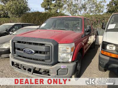 2012 Ford F-250 SD Crew-Cab Pickup Truck