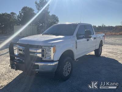 2017 Ford F250 4x4 Crew-Cab Pickup Truck