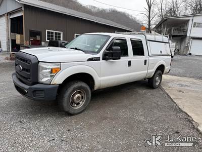 2015 Ford F250 4x4 Crew-Cab Pickup Truck