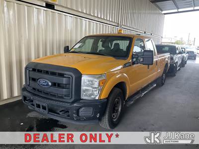 2015 Ford F-250 SD Crew-Cab Pickup Truck