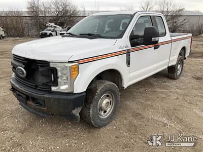 2017 Ford F-250 SD Extended-Cab Pickup Truck