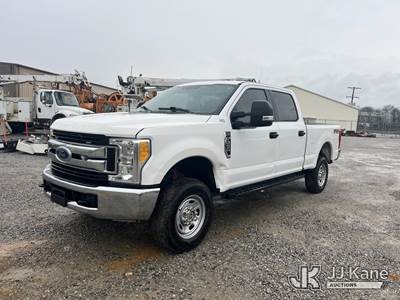 2017 Ford F250 4x4 Crew-Cab Pickup Truck