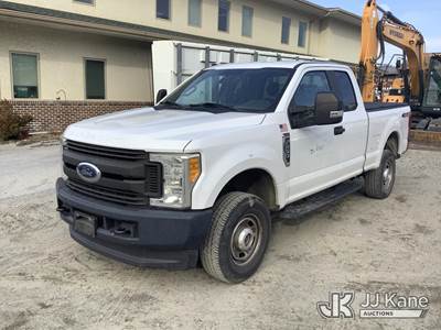 2017 Ford F-250 SD 4x4 Extended-Cab Pickup Truck