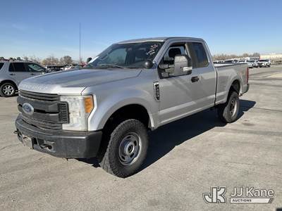2017 Ford F250 4x4 Extended-Cab Pickup Truck