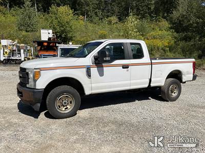 2017 Ford F-250 Extended-Cab Pickup Truck