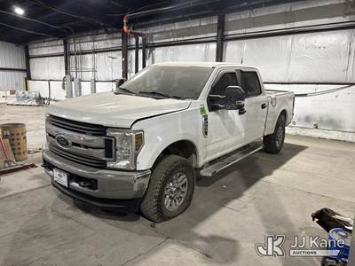2019 Ford F-250 Crew-Cab Pickup Truck