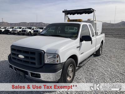 2006 Ford F250 Extended-Cab Pickup Truck