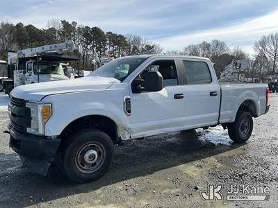 2017 Ford F250 4x4 Crew-Cab Pickup Truck
