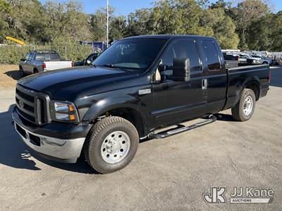 2003 Ford F-250 SD Extended-Cab Pickup Truck