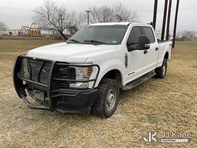 2019 Ford F-250 SD Crew-Cab Pickup Truck
