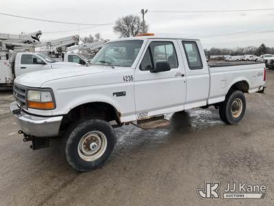 1997 Ford F250 4x4 Extended-Cab Pickup Truck