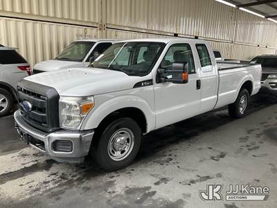 2014 Ford F-250 SD Extended-Cab Pickup Truck