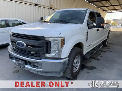 2019 Ford F-250 SD Crew-Cab Pickup Truck