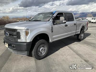 2019 Ford F250 4x4 Crew-Cab Pickup Truck