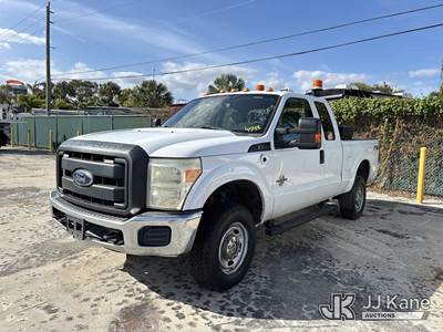 2015 Ford F250 4x4 Extended-Cab Pickup Truck