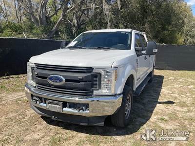 2018 Ford F250 4x4 Crew-Cab Pickup Truck