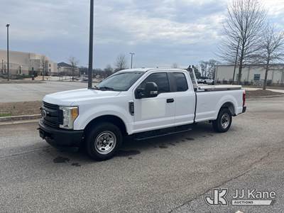 2017 Ford F250 Extended-Cab Pickup Truck